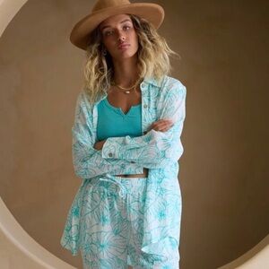 Ocean Drive Gauze Teal Green Floral Top